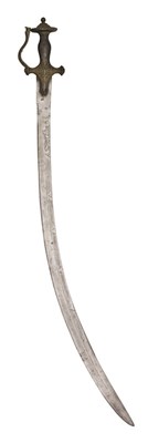 Lot 95 - AN INDIAN DECCANI SWORD (TALWAR)