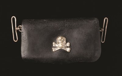 Lot 249 - AN OFFICER'S UNDRESS POUCH