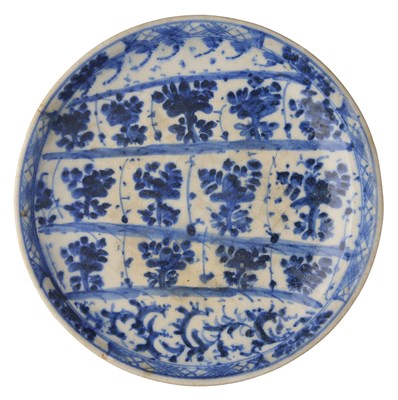 Lot 30 - A SAFAVID BLUE AND WHITE DISH, PERSIA, 18TH CENTURY