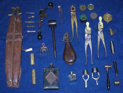 Lot 316 - A LARGE COLLECTION OF GUN AND PISTOL ACCESSORIES