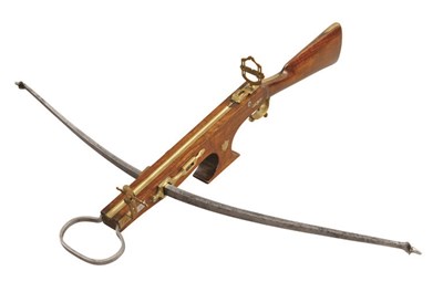 Lot 319 - **A FRENCH TARGET CROSSBOW BY THIS