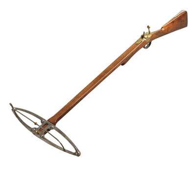 Lot 321 - **A RARE HODGE'S PATENT ELASTIC GUN