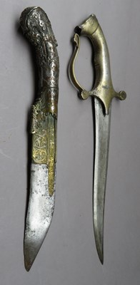 Lot 96 - A CEYLONESE DAGGER (PIHA KAETTA) AND AN INDIAN DAGGER