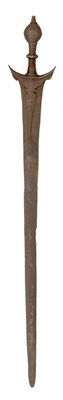 Lot 104 - AN EARLY INDIAN SWORD