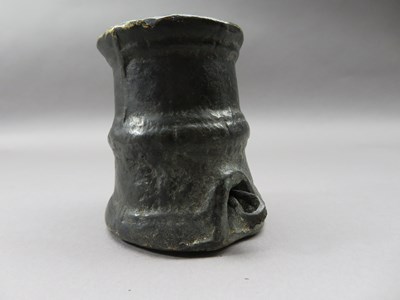 Lot 322 - A SMALL BRONZE SIGNAL MORTAR