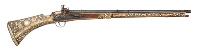 Lot 442 - A VERY RARE 18 BORE DECORATED FLINTLOCK MUSKET