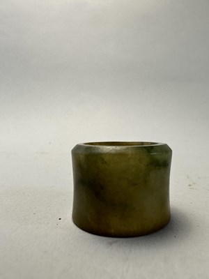 Lot 76 - A GROUP OF SEVEN CHINESE JADE ARCHERS RINGS, QING DYNASTY, 19TH CENTURY