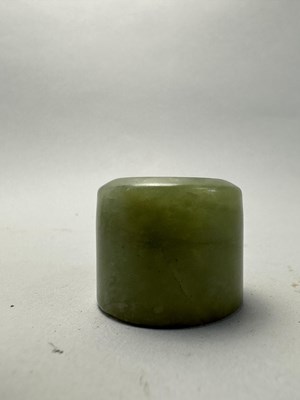 Lot 76 - A GROUP OF SEVEN CHINESE JADE ARCHERS RINGS, QING DYNASTY, 19TH CENTURY