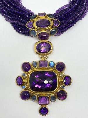 Lot 474 - CHARLES GREIG: AMETHYST AND MOONSTONE NECKLACE