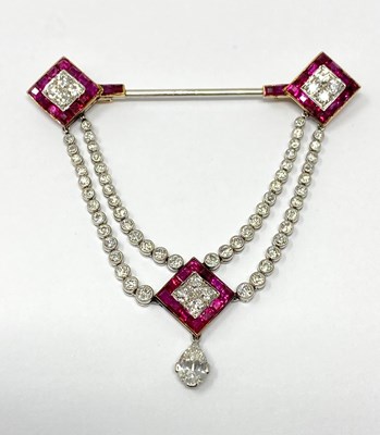 Lot 506 - CARTIER (HENRI PICQ): RUBY AND DIAMOND SURETE PIN, 1910s