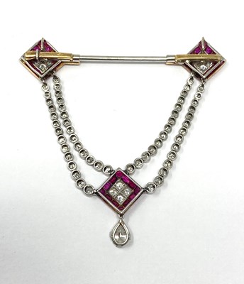 Lot 506 - CARTIER (HENRI PICQ): RUBY AND DIAMOND SURETE PIN, 1910s