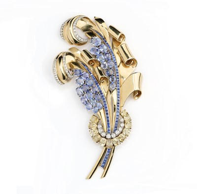 Lot 503 - RETRO GOLD, SAPPHIRE AND DIAMOND BROOCH, 1940s