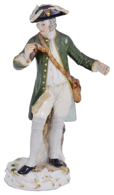 Lot 18 - A MEISSEN FIGURE OF A HUNTSMAN