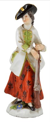 Lot 7 - A MEISSEN MINIATURE FIGURE OF A SPORTSWOMAN