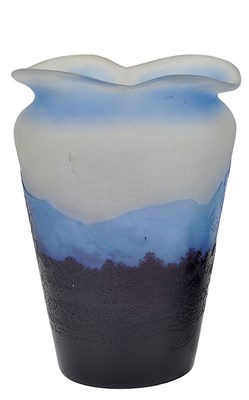 Lot 70 - A FRENCH CAMEO GLASS VASE