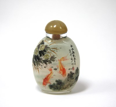 Lot 85 - A CHINESE INSIDE-PAINTED GLASS SNUFF BOTTLE