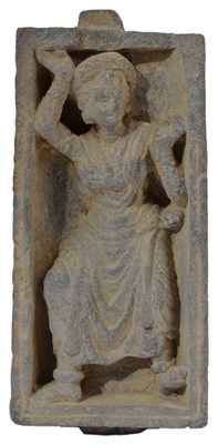 Lot 139 - A GANDHARA GREY SCHIST RELIEF