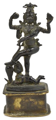 Lot 154 - A SMALL BRONZE FIGURE OF SIVA NATARAJA