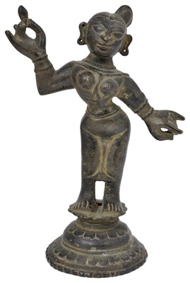 Lot 186 - A BRONZE FIGURE OF RADHA