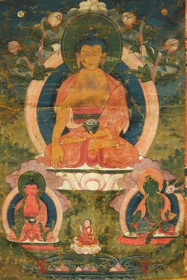 Lot 226 - A THANG-KA DEPICTING BUDDHA