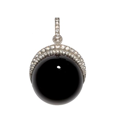 Lot 504 - GARNET CARBUNCLE AND DIAMOND PENDANT, 1880s