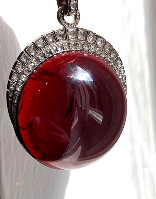 Lot 504 - GARNET CARBUNCLE AND DIAMOND PENDANT, 1880s