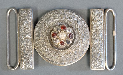 Lot 267 - A GEM-SET SILVER BUCKLE