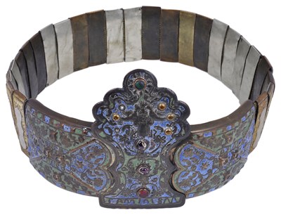 Lot 316 - AN ENGAGEMENT BELT (KORONA)