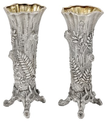 Lot 320 - A PAIR OF RUSSIAN SILVER BUD VASES