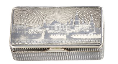 Lot 321 - A RUSSIAN SILVER AND NIELLO SNUFF BOX