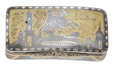 Lot 324 - A RUSSIAN PARCEL-GILT-SILVER AND NIELLO SNUFF BOX