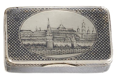 Lot 326 - A RUSSIAN SILVER AND NIELLO SNUFF BOX