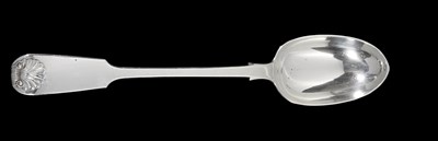 Lot 384 - AN EDWARDIAN SILVER GRAVY SPOON