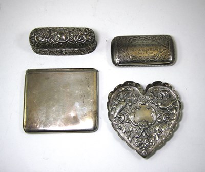 Lot 475 - A GROUP OF VICTORIAN AND EDWARDIAN SILVER SMALLWORK