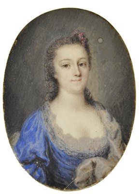 Lot 517 - ~A PORTRAIT MINIATURE OF A YOUNG LADY