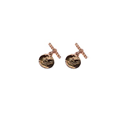 Lot 583 - PAIR OF GOLD CUFFLINKS