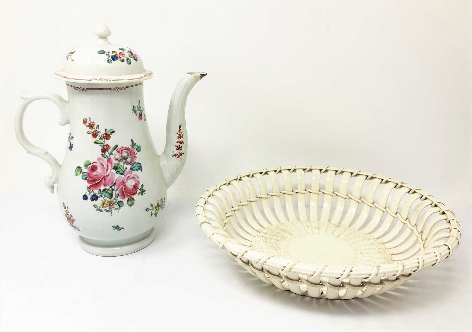 Lot 4 - A LIVERPOOL PORCELAIN COFFEE POT AND COVER, PHILIP CHRISTIAN & CO., CIRCA 1770
