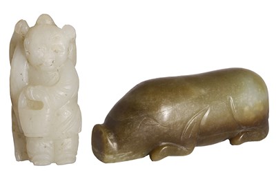 Lot 42 - A CHINESE ARCHAISTIC JADE PIG