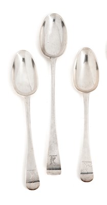 Lot 210 - A PAIR OF IRISH GEORGE III SILVER GRAVY SPOONS, JOHN LAUGHLIN, DUBLIN, 1776