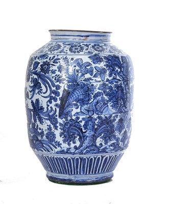 Lot 3 - A BLUE AND WHITE FAIENCE JAR, PROBABLY SEVILLE, EARLY 18TH CENTURY STYLE