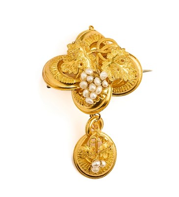 Lot 373 - GOLD AND SEED PEARL BROOCH, 1860s