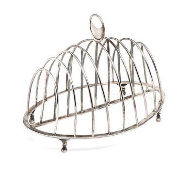 Lot 302 - A GEORGE III SILVER TOAST RACK, BENJAMIN MOUNTIGUE, LONDON, 1788