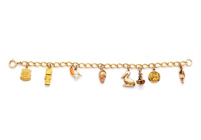 Lot 370 - TWO NINE CARAT GOLD BRACELETS