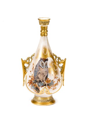 Lot 10 - â’¼ A ROYAL WORCESTER VASE