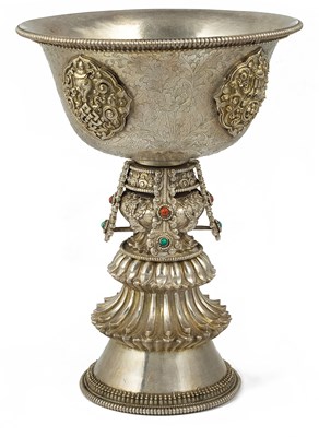 Lot 53 - â“Œ A TIBETAN SILVER BUTTER LAMP