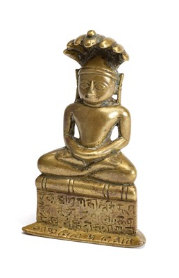 Lot 85 - A SMALL BRONZE FIGURE OF PARSVANATHA