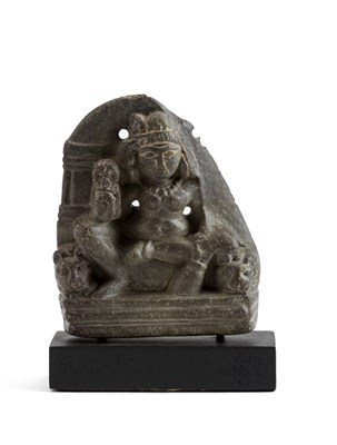 Lot 117 - A SMALL GREY SCHIST PLAQUE DEPICTING THE GODDESS DURGA