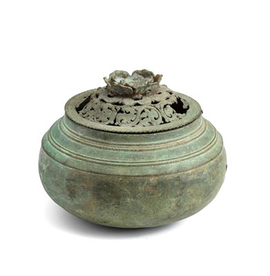 Lot 131 - A JAVANESE BRONZE INCENSE BURNER