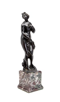 Lot 268 - â’¼ A BRONZE FIGURE OF VENUS