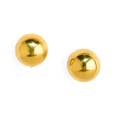 Lot 427 - CARTIER: PAIR OF GOLD EAR CLIPS